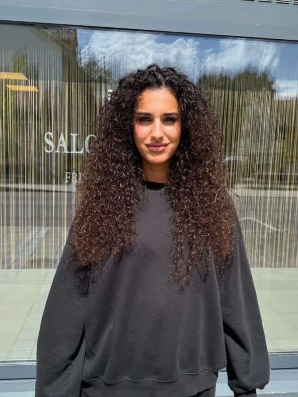 lockenfrisur-muenchen-salon-soleil